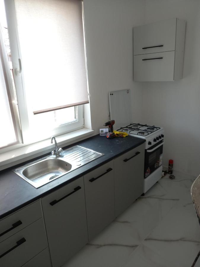 Twins Residence 2 Apart Hotel Ap 3 2 Rooms Chiajna 외부 사진